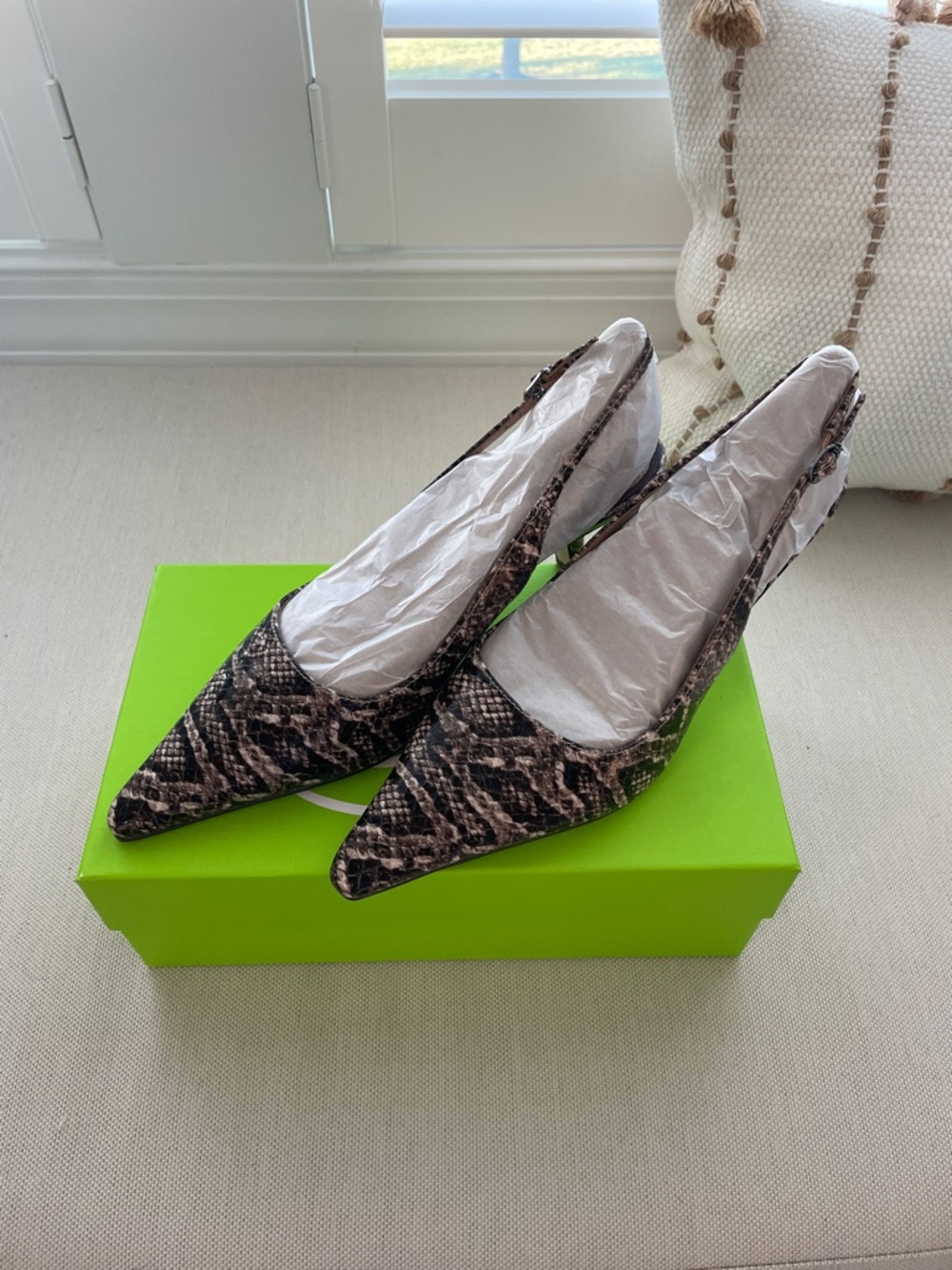 Sam Edelman Snake-Print Pointed Slingback Pumps - Tan/Black. NIB.
